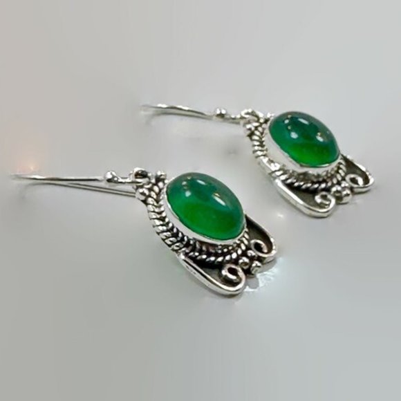 Green Onyx Earrings, Sterling Silver, Pierced, Dangles, Green Stone, Artisan - Picture 4 of 4